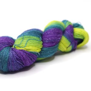 RÓZSÁS KASMÍROS LACE - kézzel festett hosszan átmenetes fonal - 100g - 324 LOLA